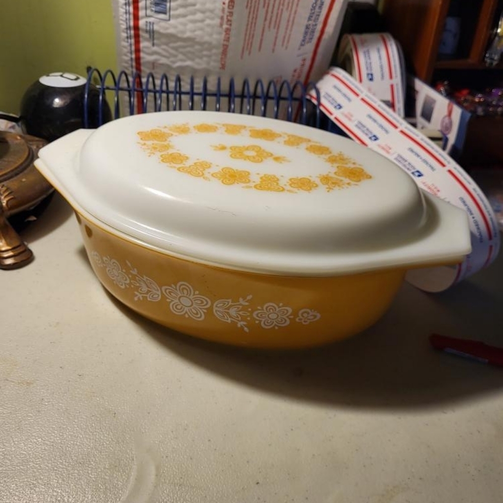 Vintage Floral Yellow and White Casserole Dish